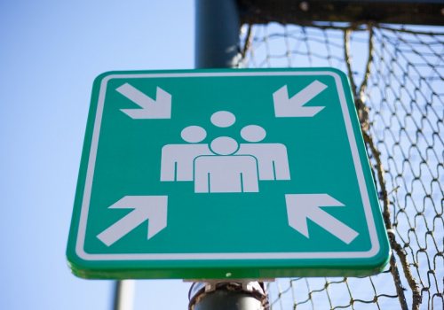 Verkeersbord met aanduiding Teams