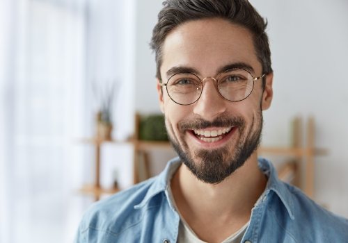 Portret van medewerker jeugdzorg (man)