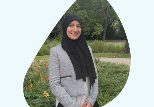 Jihane Abalhoussaien, beleidsadviseur jeugd en zorg bij de gemeente Amsterdam