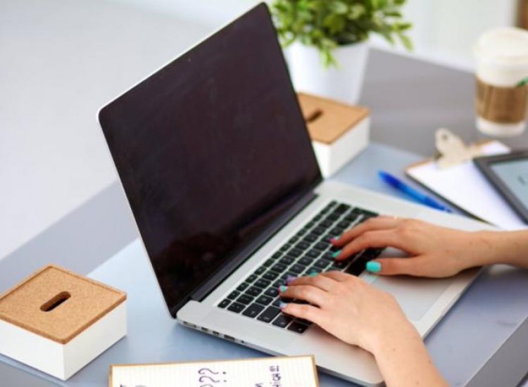 Online laptop